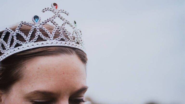 Rumble’s Western Queen adds jewel to crown with maiden tungsten MRE