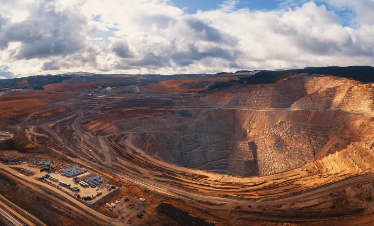 Copper, Gold, and Silver Deposit in Argentina