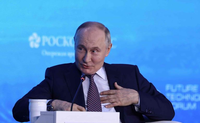 Putin orders roadmap for Russian rare earths extraction by December